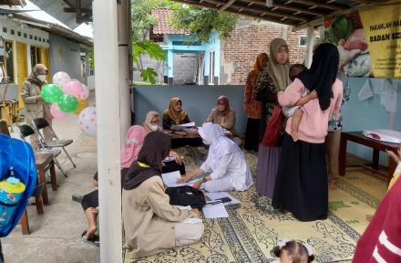 Kegiatan Posyandu Lansia dan Posyandu Balita Kembangsongo