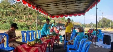 Kelompok Tani Satuhu Gelar Wiwitan di Bulak Sindet