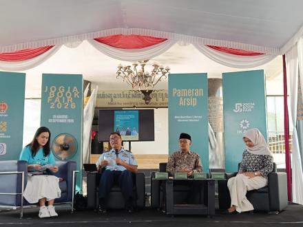 Talk Show Literasi Negriku: Literasi Membangun Bangsa dan Membela Negara